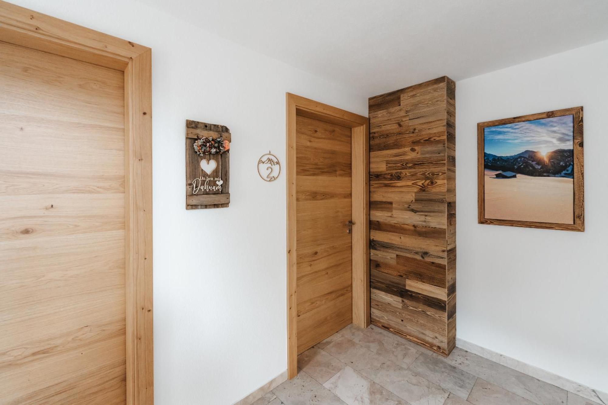 Alpenzeit Zillertal Apartments ツェル・アム・ツィラー エクステリア 写真