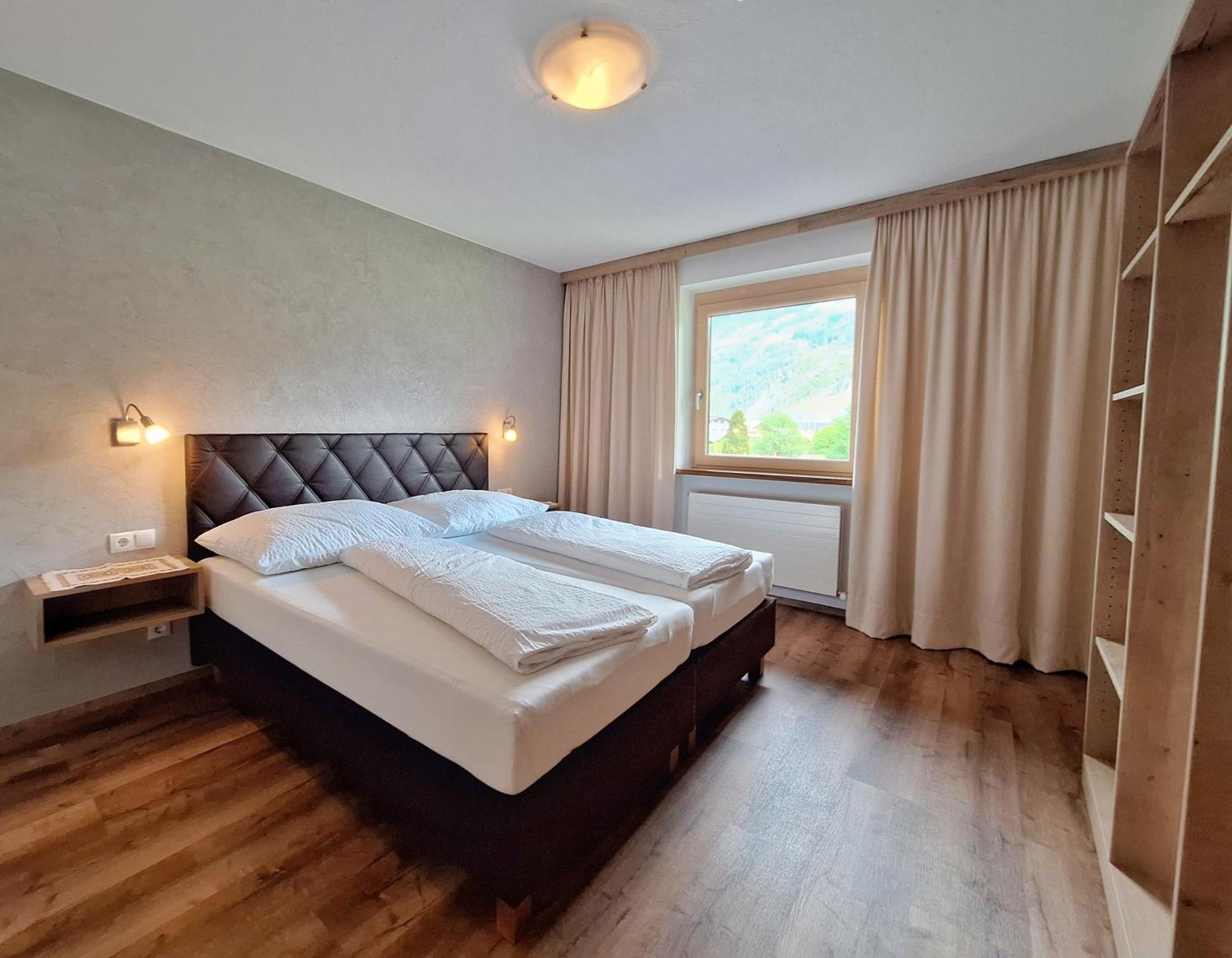 Alpenzeit Zillertal Apartments ツェル・アム・ツィラー エクステリア 写真
